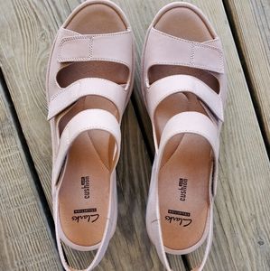 Clark's Wedge Sandals